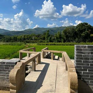 淄博花岗岩仿古石材景区使用案例