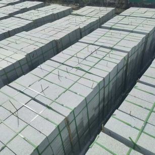 淄博 芝麻白1.8公分火烧300*600地铺，清仓大甩卖