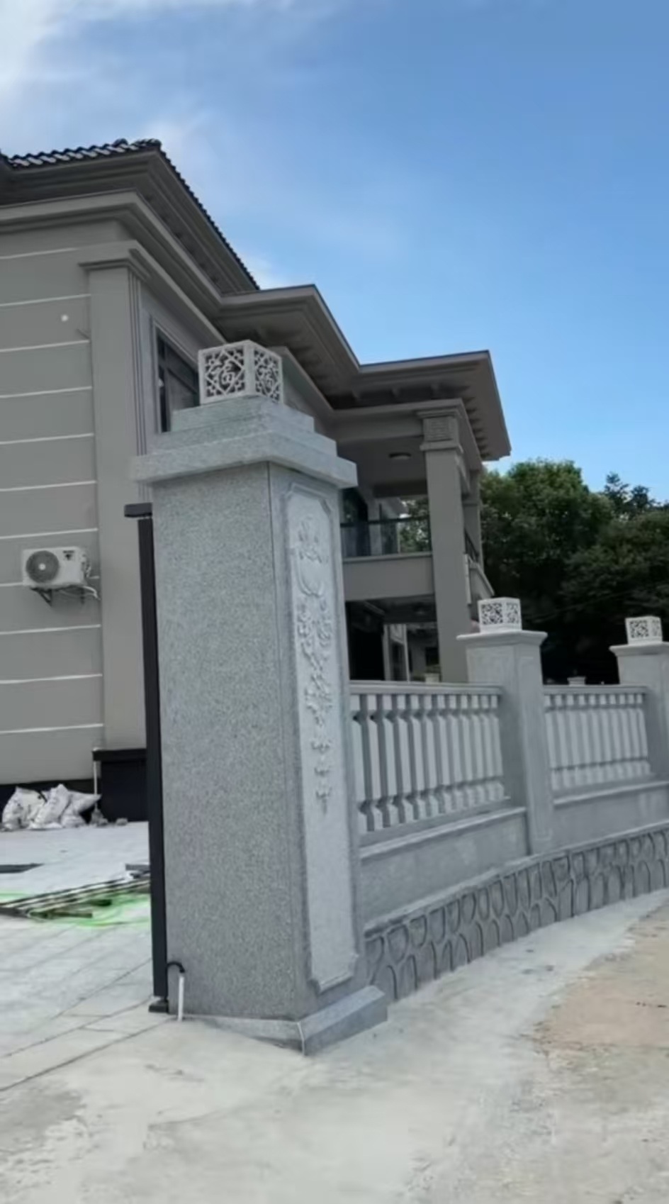 淄博 芝麻白别墅围墙栏杆，私人订制