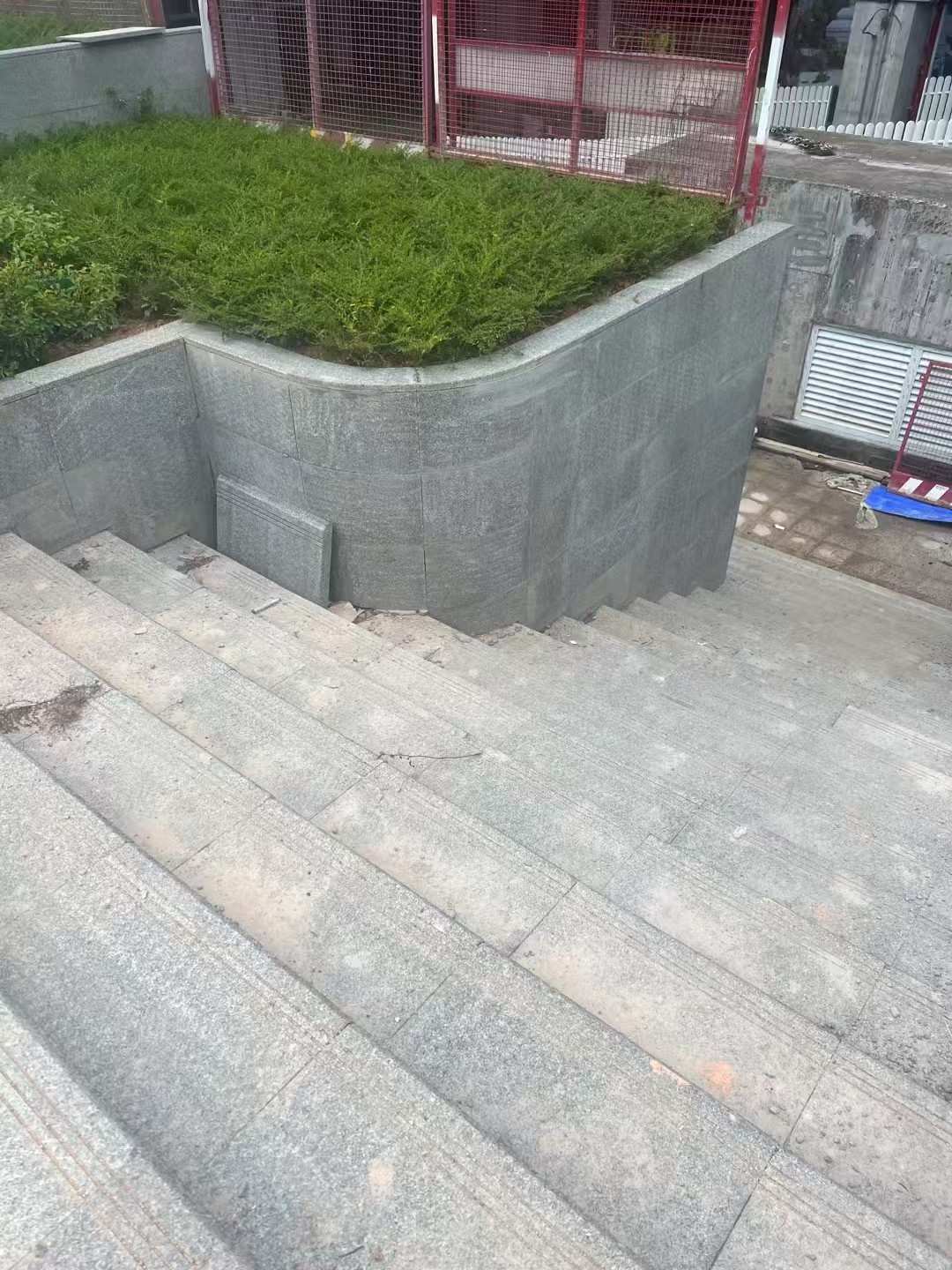 淄博 芝麻黑火烧面铺装案例