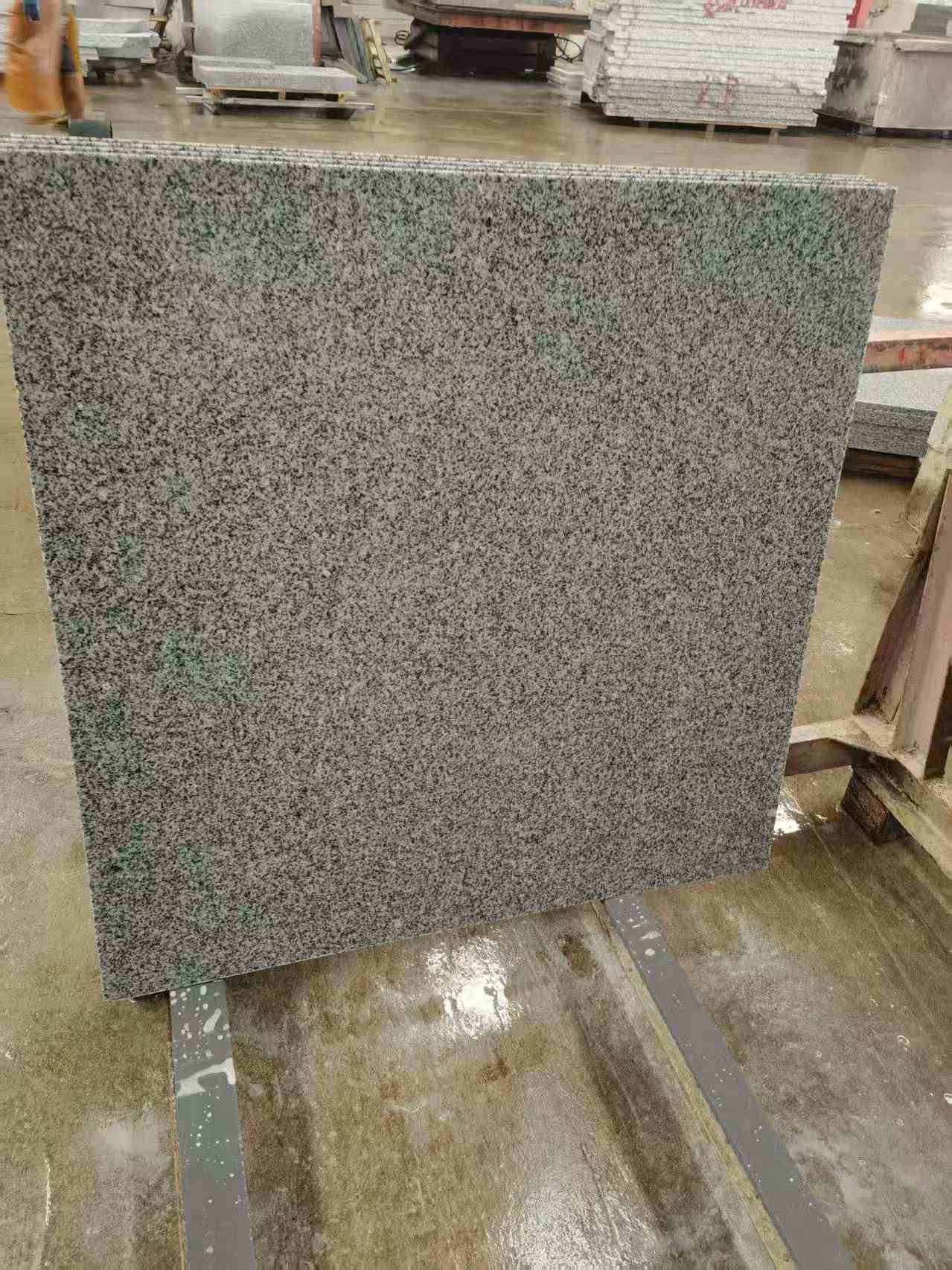 淄博 芝麻白光面900*900，高地铁标准